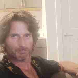 My name is Sean It is mission critical that I serve my  penis with the world of  chicks Big donkey dick filmmaker