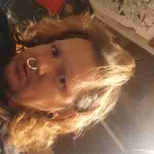 Me Metal head artist Hung 34