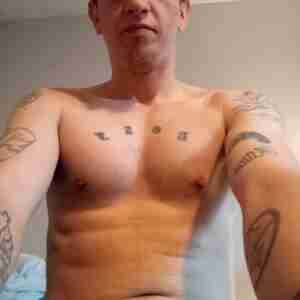 Horny Got big dick Need pussy