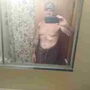 Tommyt Looking for a woman who wants to have fun sex or a couple that wants a man to join in on the woman cuz I'm straight if