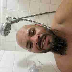 Me Me Hirny