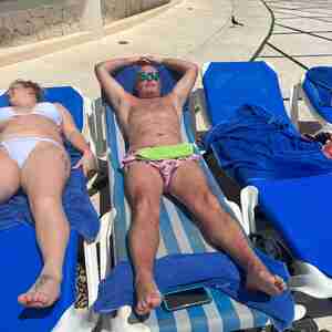 Mr GG I'm a single guy with a dad bod that's looking to have fun. GG