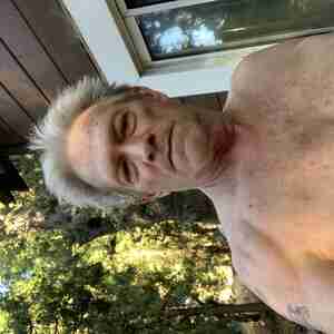 Horny all the time 6’2” 200 lbs 8” Looking for BBW women