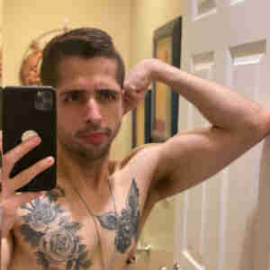 F**k me? Looking for a big ?
Bigger is better. No hate, no decrinate. HMU if you’re horny Bottom fuckme