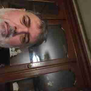 Me Mwm 60 looking for a discreet friend to have fun with. Discreet friend