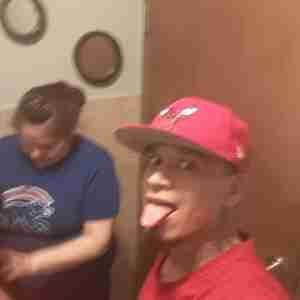 Kingztonchaase Young.... ambitious... flamboyant...n horny..
Hmu..one thousand seven south Duluth Ave. Fuck ..sex