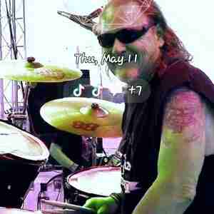 Drummerboy My qeekens job play drums in a band Horney sex fun. Loose
