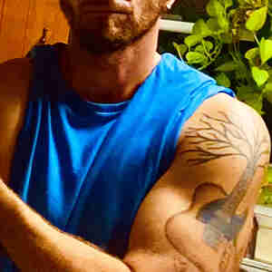 Me Pictures Man seeking woman