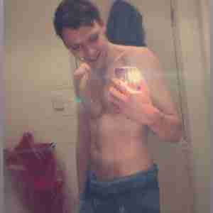 Young hung and horny I’ll have you saying you love my cock. 

420 friendly too Hungyoung