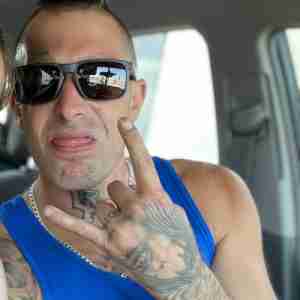 me hope u like tattoos and getting handled. getting pounded and pleased. you WILL cum, i promise you that. but if your not ok