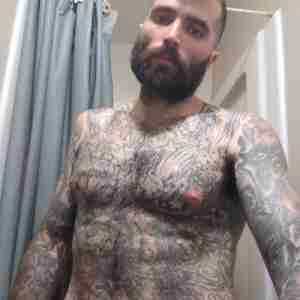 Interested HMU Looking for girls who are horny an want to hook up in person and are not playing games SingleRedy2Mingle