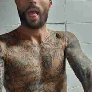 Interested HMU Looking for girls who are horny an want to hook up in person and are not playing games SingleRedy2Mingle