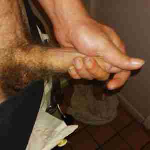 Kansas  Fun Let's party fellas don't be shy come say hi. #hookup # lawrence