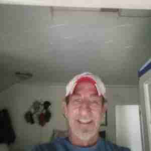 Horny Want a squirtinggirl Fuck