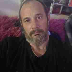 Just me Fun spontaneous down to earth loyal faithful and fun Sexy