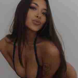 Available for hookup AVAILABLE FOR ONE NIGHT STANDS AND QUICKIE @+17123567479 WHATSAPP ONLY. Hookup sex