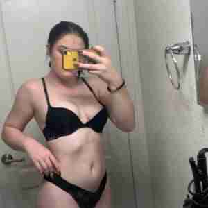 Massage therapist Hit me up for sensual massage send me a dm for your booking Massage