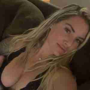 Let do it nw Im available for hookup services I'm 26 yrs old newly escort girl, who is hoping to meet up with a chill and