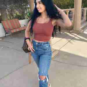 I'm available for hookup I render all kinds of services.......signal  +61(485)975 250, you can text me on zangi 1045501248