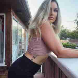 Am available for hookup I render all kinds of services...WhatsApp  only +1 2812505615