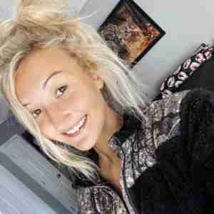 I’m Available for hookup I render all kinds of services...  only texting +1 305-501-7634