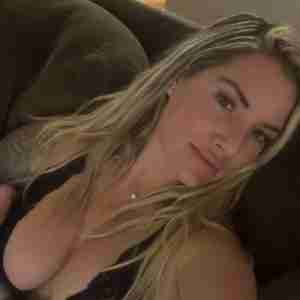 Am available for hook up I'm 26 yrs old newly escort girl, who is hoping to meet up with a chill and open man who would like