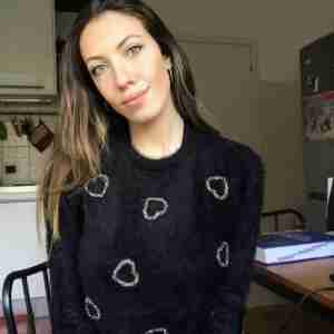 Sexy girl Text me on signal I’m available Fun fun fun