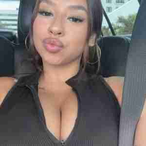 Am available for hookup Let enjoy all kinds of sweetie services...WhatsApp  only +1 2812505615