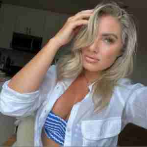 Am available for hookup Dm me different style all kinds of services...WhatsApp  only +1 2812505615