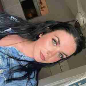 I’m available handsome… I wanna have lot of fun let get together and enjoy each other. You can reach me on signal