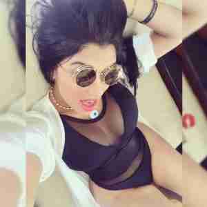 private moments with a lonely girl I stay in centrum city  in big apartament. i've always felt that men of my father's age.