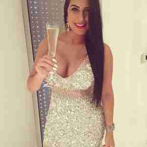 private moments with a lonely girl I stay in centrum city  in big apartament. i've always felt that men of my father's age.