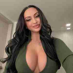 I’m down for hookup. I need a nice and clean guy. Fun