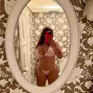Am available for hookup fun I render all kinds of services...text me on Zangi 57 3930 1661 signal +1 346 563 9292 telegram