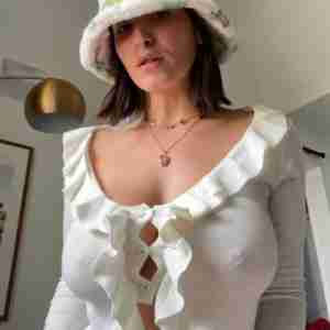 Available for hookup I render all kinds of services...Signal number  only +1 4388067296........ WhatsApp