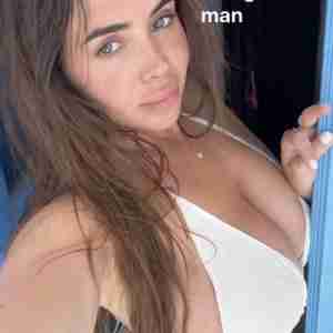 Horny booms I render all kinds of services..you can text me  via txt msg +1 229-297-4244