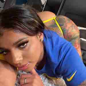 Available for hookup I render all kinds of services.DM on  zangi ...2512565509...
