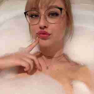 Need to give some blow Job tonight New girl is here to give you a lot of pleasure and make all your fantasies come true i