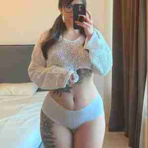 I’m available for hookup I render all kinds of service……Text me on telegram @Jenn_ifer9 ……text me on Zangi