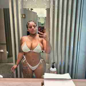Available for hookup I render all kinds of services.DM on  zangi ...2512565509...