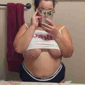 Available for casual 🍆meetup 💦 All i just want is someone to always come f*ck me Casual sex fun