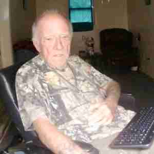 WVrealman at 82 years old A man who knows how to satisfy and respect woman. And the experience Satisfying the woman first