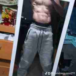 TommieGunnz71