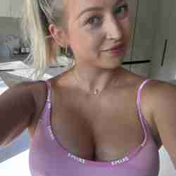 Becky0281
