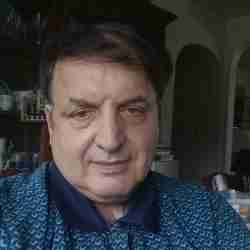 Rickyxx1954
