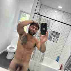 Nicklovestostick