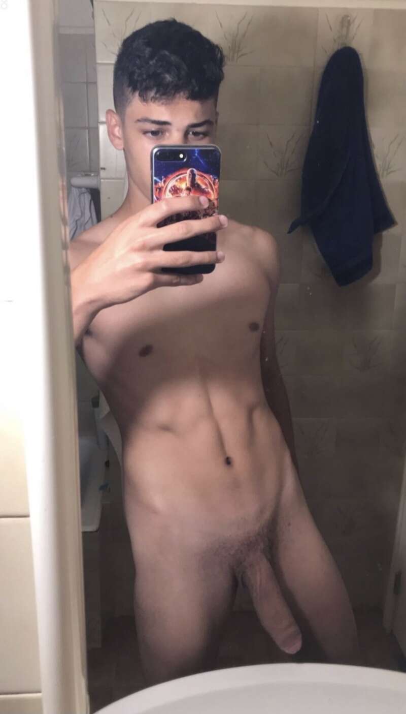 Single and looking ;)