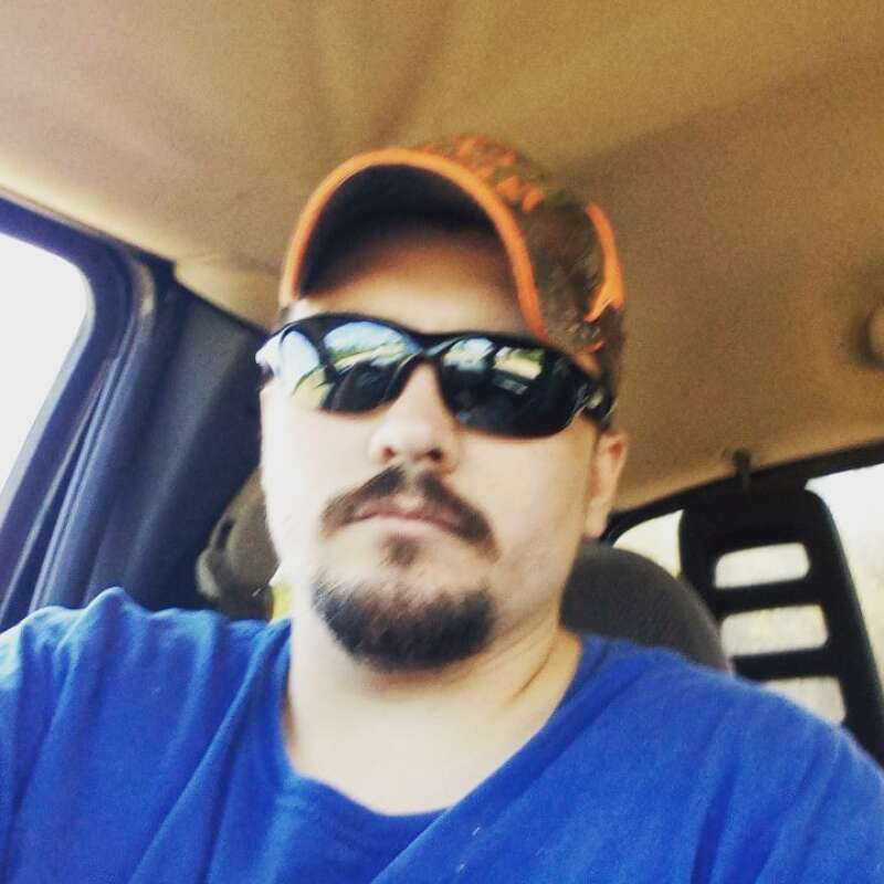 Wanna fuck bad and movie night and dinner