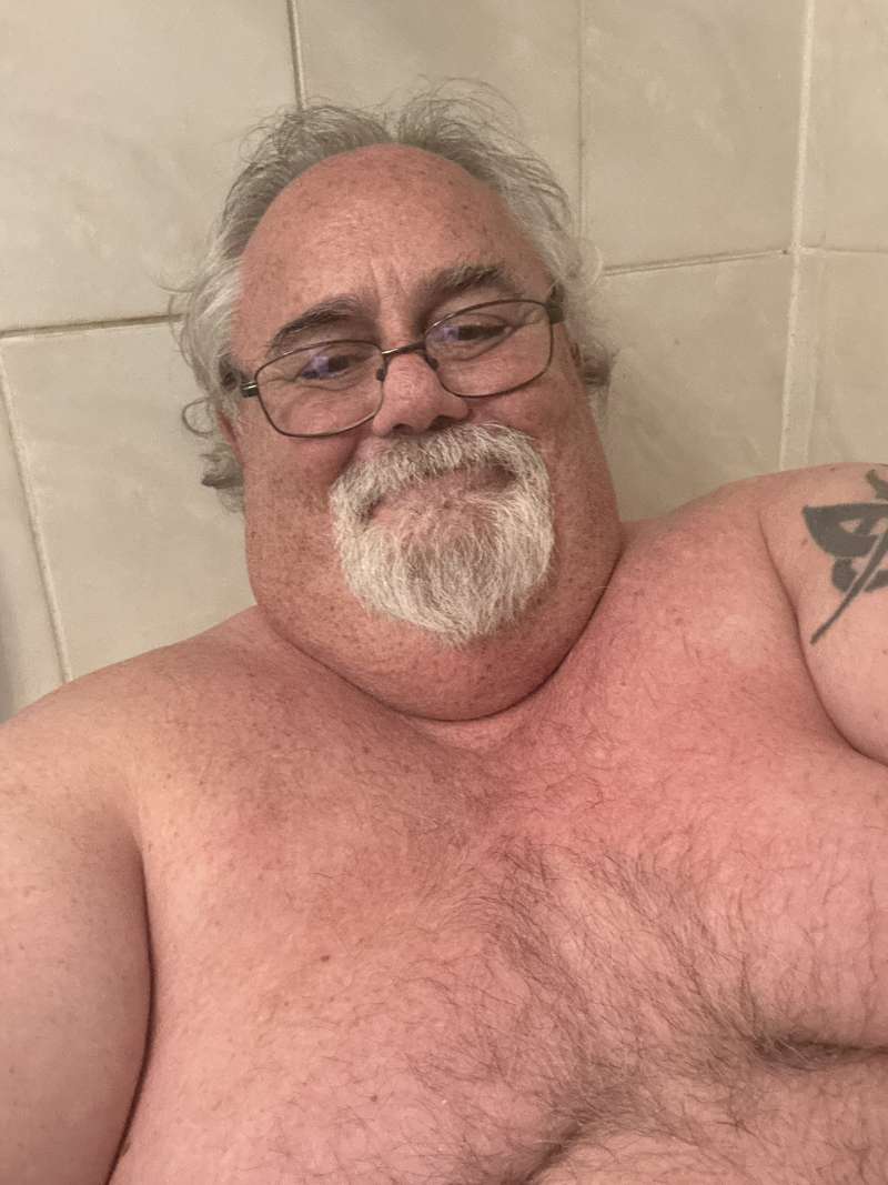 Experienced older man looking for 🤔