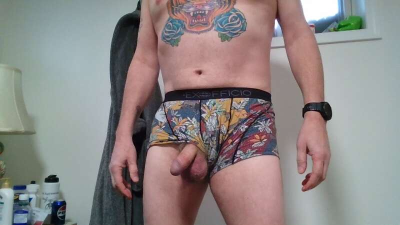 i would love to chat or cam 2 cam with a woman